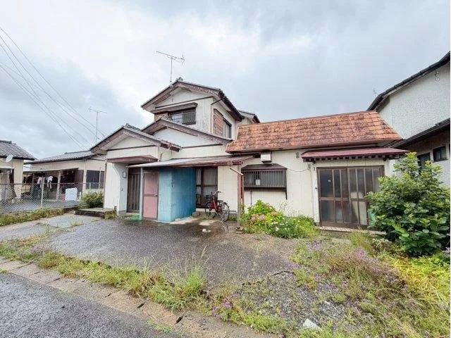 ◆Flooring◆Open kitchen◆Land over 50 tsubo◆Residential property with store◆Two toilets
