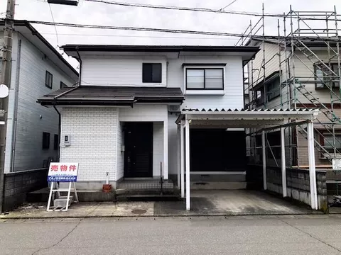 Emori Naka 2-chome, Fukui City (Berumae Station) 2-story 4SLDK