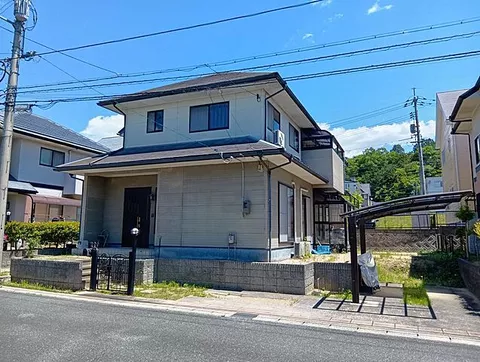 Used single-family home in Tsuyama City, Nishiyoshida