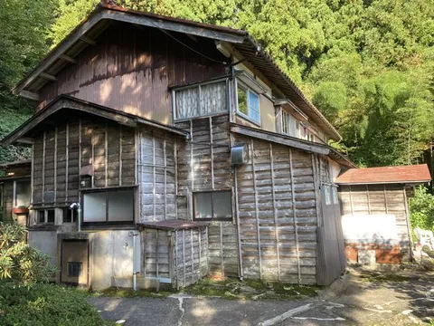 Itoigawa City, Oaza Shimokura (Nuo Station) 2-story building 5SDK