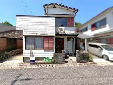 Kochi City, Asakura Nishimachi 2-chome (Asakura Ekimae Station), 2-story building, 4DK