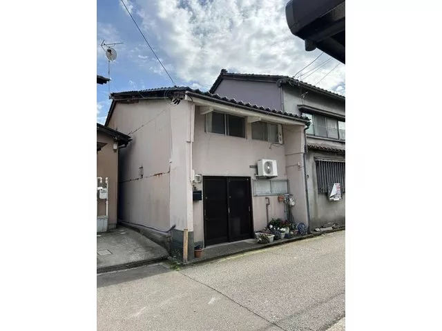 Kyo Town (Kanazawa Station) 10 million yen