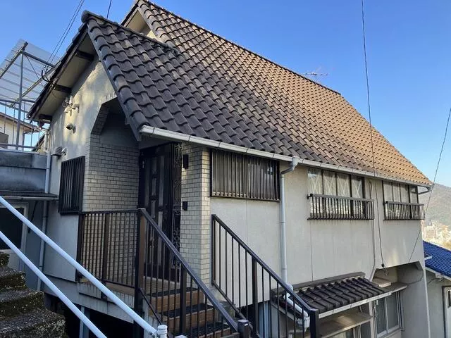 Kure City, Washo 2-chome (Kure Station), two-story building, 7SDK