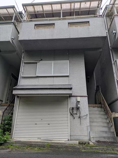 Sagara District, Kasagi Town, Oaza Kasagi, Koaza Hirata (Kasagi Station) 3-story building 4DK - Image 1