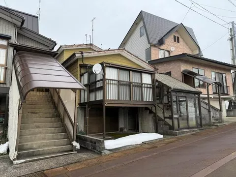 Ojiya City, Toei 3-chome (Ojiya Station) 2-story 7K