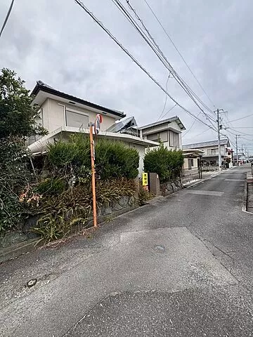 Used single-family home, 4.4 km from Naruto Station on the JR Naruto Line