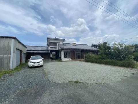 2F 7DK in Oaza-Seigenji, Nagasu-cho, Tamana-gun, Kanagawa (Nagasu Sta.)

2.4 million yen
