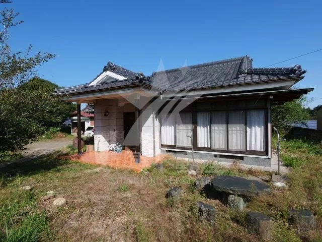 A used house on a lot over 230 tsubo in Suwa-kata, Sueyoshicho!