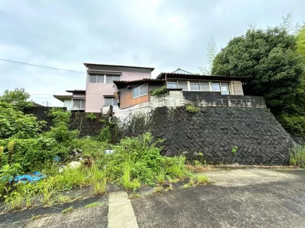 Ureshino City, Ureshino Town, Oaza Yoshida (Hizen-Kashima Station) 2-story building 5DK