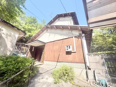 Himeji City Midachi Higashi 4-chome (Himeji Station) 2-story building 5LDK