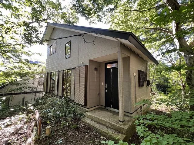 Shibakusa, Taranao, Ten'ei Village, Iwase District (Shin-Shirakawa Station) 2-story 3LDK