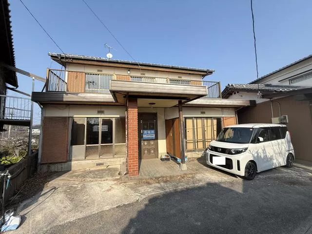 Munakata City Kanesaki (Akama Station) 2-story 5DK