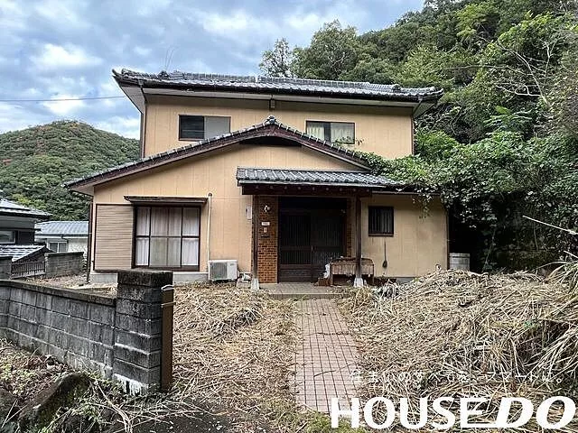 Used single-family home in Ohama Town