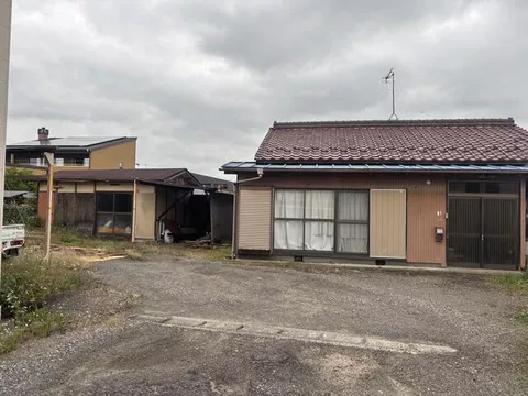 Kamo-gun, Tomika-cho, Hanyu (Tomika Station) Single-story building 2DK