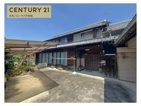 Abundant room count with 12DK◎Two-story warehouse and large warehouse available