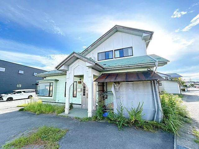 Used single-family home, Tsuruoka City, Jonan Town, detached house