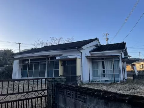 Kawanishi, Yushimizu-cho, Aira-gun （Yoshimatsu station） Single story house 4K

1.5 million yen
