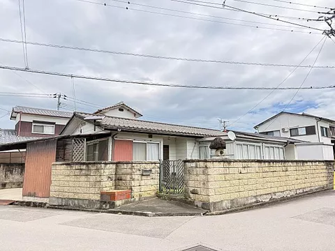 Used single-family home, Higashikogawa, Iiyama-cho, Marugame City, Kagawa Prefecture
