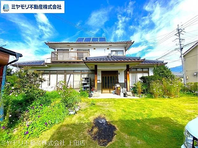 Used single-family home 23 minutes on foot from Shinano Railway Oya Station