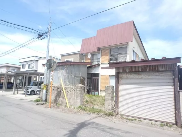 Okabe, Ishie, Kuroishi (Shin-Aomori Station) 5 million yen