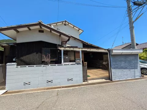 Tamano City, Myojin-cho (Uno Station) Single-story building 3DK