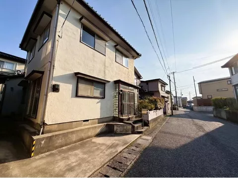 3.5 million yen! A must-see for DIY enthusiasts! A 5DDKK house that can be transformed with a full renovation to your liking!