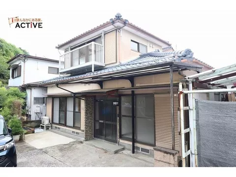 A used house with good access has come up for sale, very close to Miyazaki IC and Ken-do Jogasaki Kiyotake Line!
