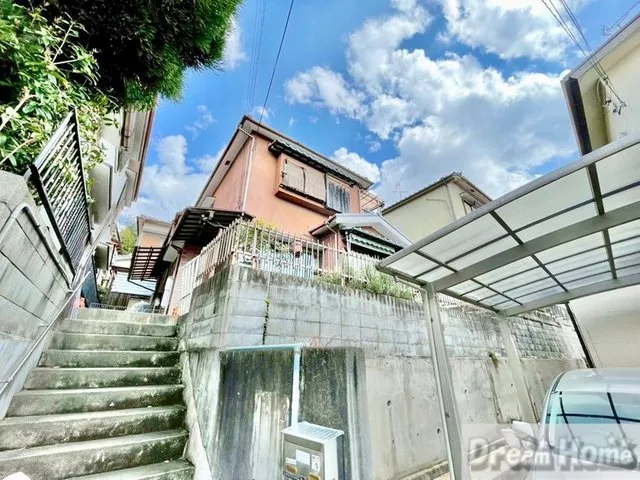Front road 6m! Layout 5DK! All rooms are 6 tatami mats with spaciousness! Renovation history available/