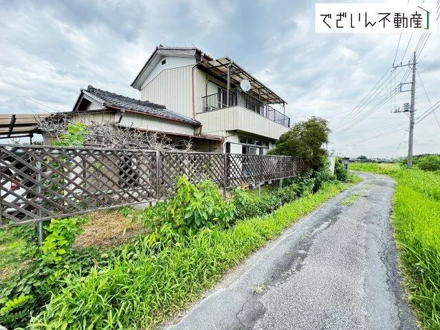 Kumagaya City, Kuboshima (Hirose Wild Bird Forest Station) 2-story building, 5K