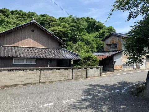 Mukitanoura, Saginoura-cho, Mihara-shi, Mihara 7DK

1,000,000 yen