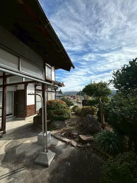 Miyoshi City, Sanwa Town, Shikina, 2-story building, 6DK