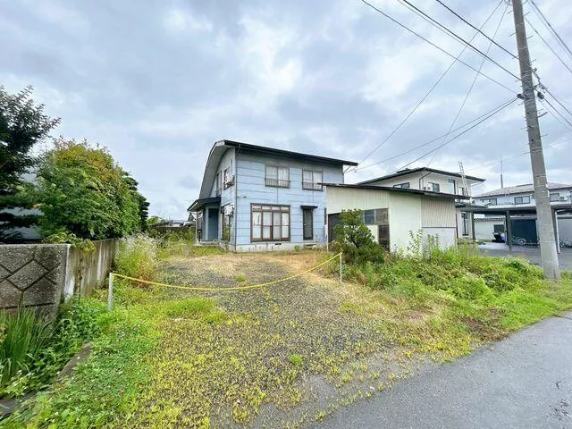 Higashi Okitama District, Takahata Town, Oaza Takahata (Takahata Station) 2-story 4SDK