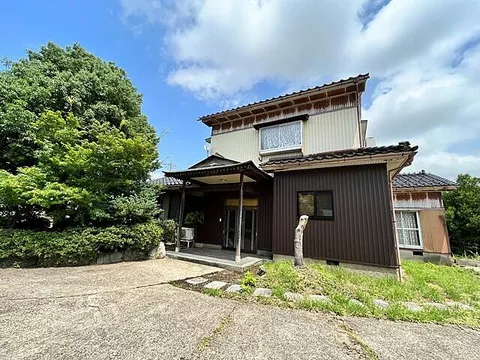 Used single-family home in Imaizumi Town