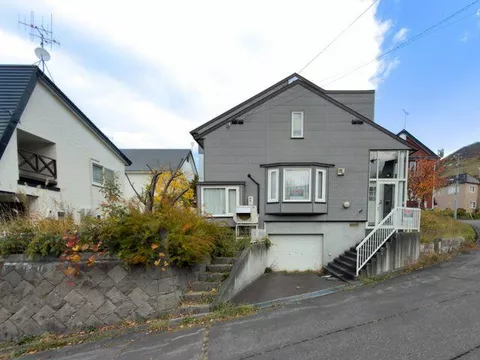 Otaru City, Shinko 5-chome (Asari Station), 2-story building, 3LDK