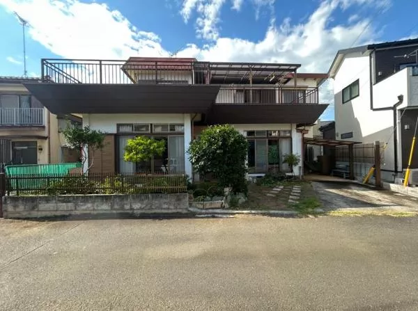 Hiki-gun Namegawa Town, Oaza Tsukinowa (Musashi-Arashiyama Station) 2-story building 3LDK