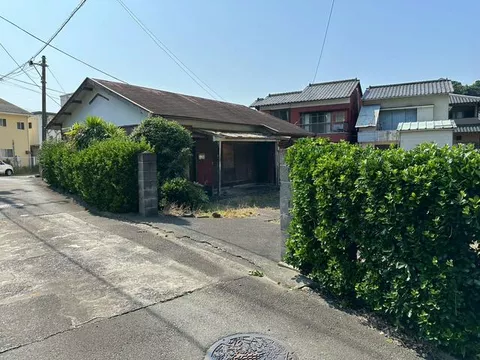 Numazu City Magome (Numazu Station) single-story building 3K