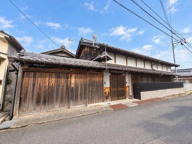 Spacious land of 148 tsubo! Comfortable living in a spacious single-story house