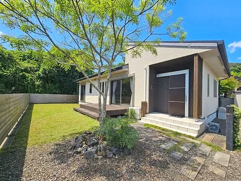 Used single-family home, Mizobe Town, Sakimori house