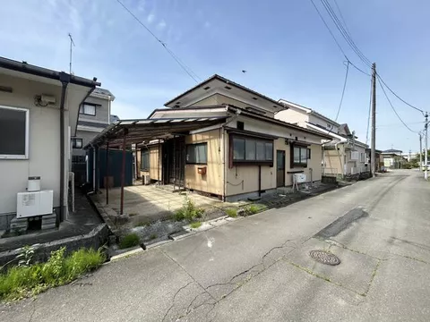 2F 5DK (Tajiri Sta.), 2F 5DK, Aza Kita-osugi, Tajiri, Osaki-shi, Kanagawa

4.3 million yen