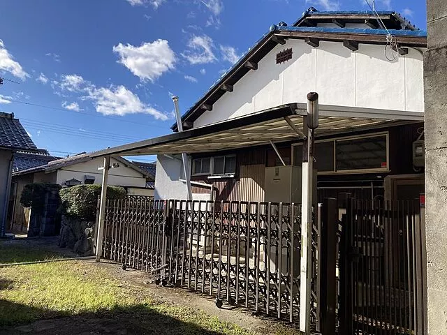 Used single-family home in Kakogawa City, Shikata Town, Kamitomiki Used house