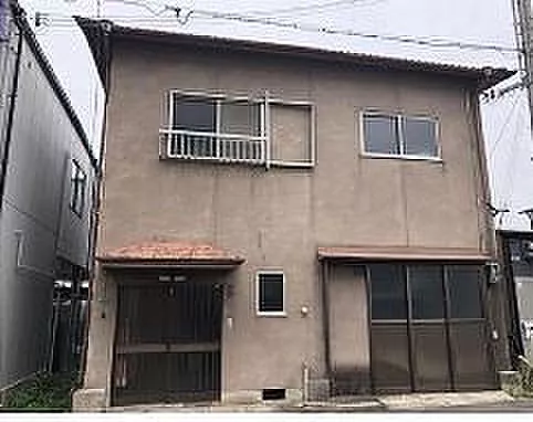 Used single-family home in Chuo Ward, Osaka City, Yahatanaya 4-chome, with leasehold rights attached