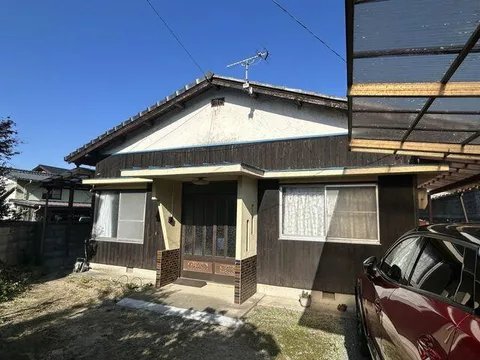 Saijo City, Komatsu Town Myoguchi (Iyo-Komatsu Station) Single-story building 4DK
