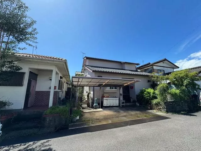 ■□Zai Koji Nakashita□■ A calm residence built in Showa 58, with renovations and remodeling