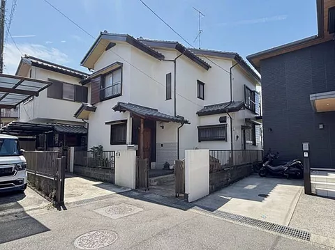 Used single-family home in Iiyama Minami 1-chome, Atsugi City