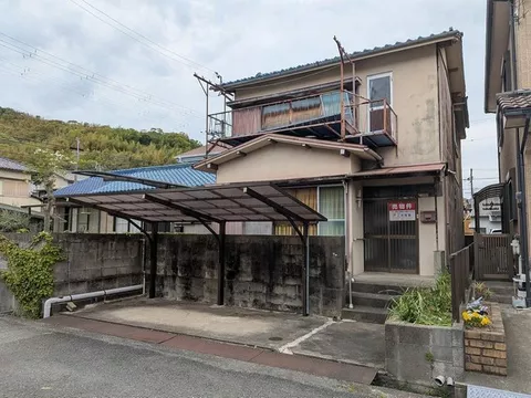 Kuroe (Kuroe Station) 1.5 million yen