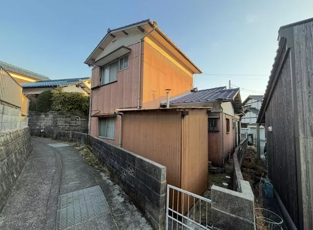 Shunan City, Oaza Tokuyama (Tokuyama Station), 2-story building, 5DK