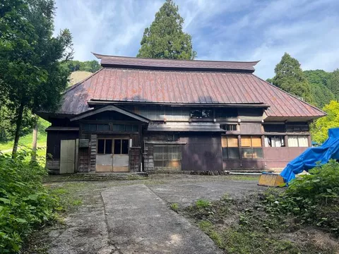 Irori and wood-fired bath | Experience the luxury of nothingness, 193 tsubo for 2.5 million yen