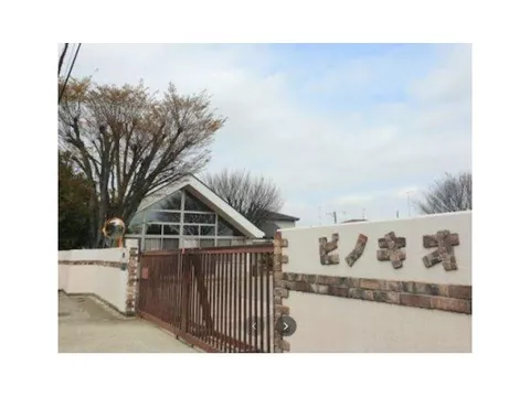 Quiet residential area ♪ Good sunlight! Two toilets available! - Image 3