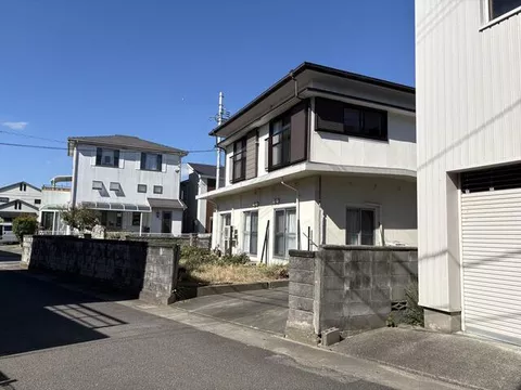 Itano District, Kitajima Town Nakamura Aza Higashinakasu 2-story 6DK