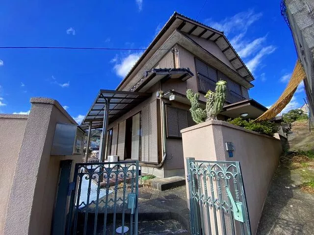 Nishiki 2-chome, Nagasaki City (Nishi-Urakami Station) 2-story building 7LDK